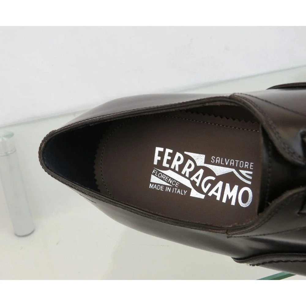 NIB FERRAGAMO SEUL DARK BROWN POLISHED LEATHER CAP TOE LOGO OXFORDS 12 D